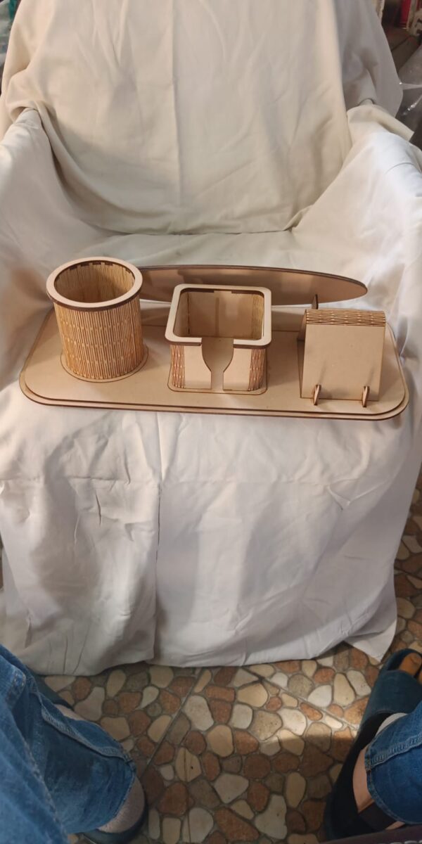 Handicraft Item 8 - Image 3
